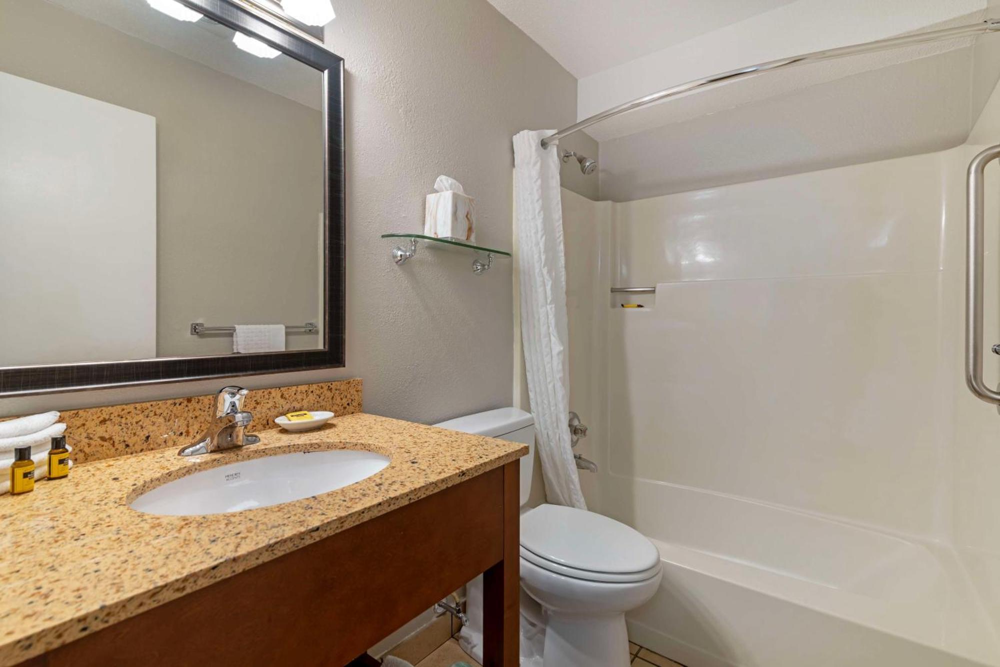 Double Room Two Double Beds Pet Friendly