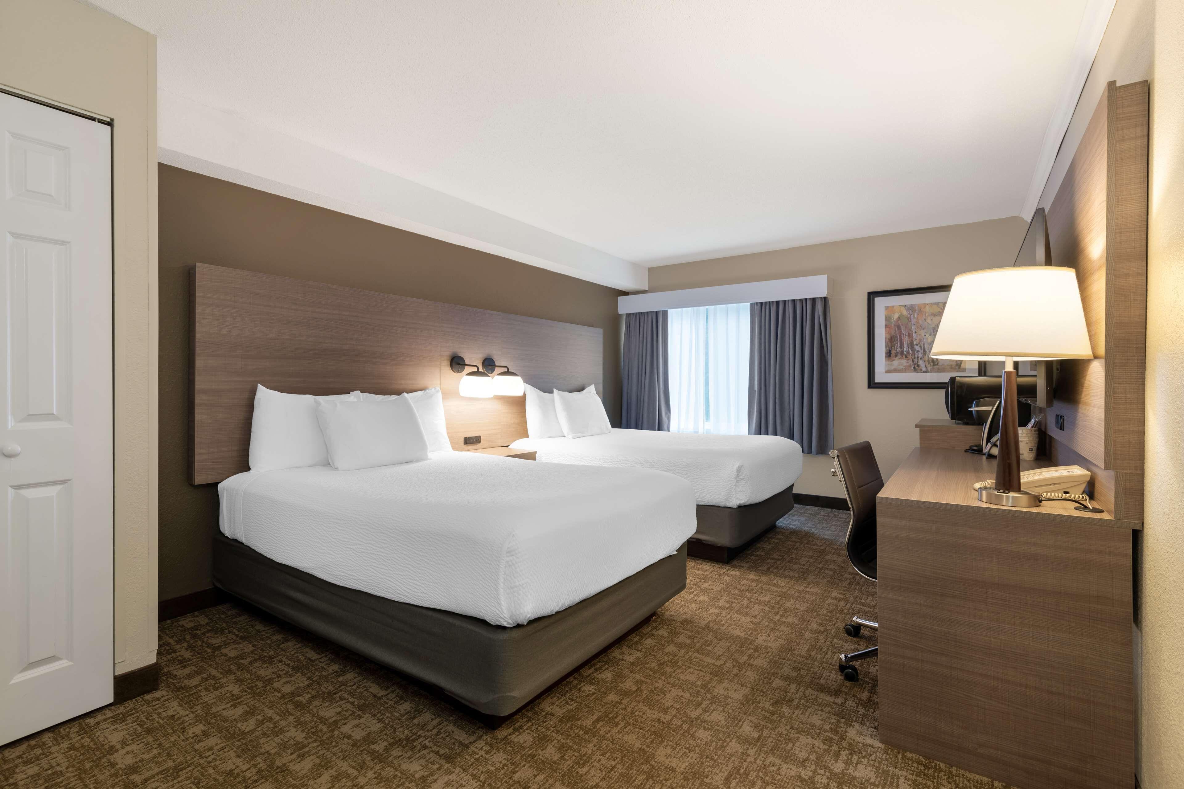 Double Room Two Double Beds Non-Smoking