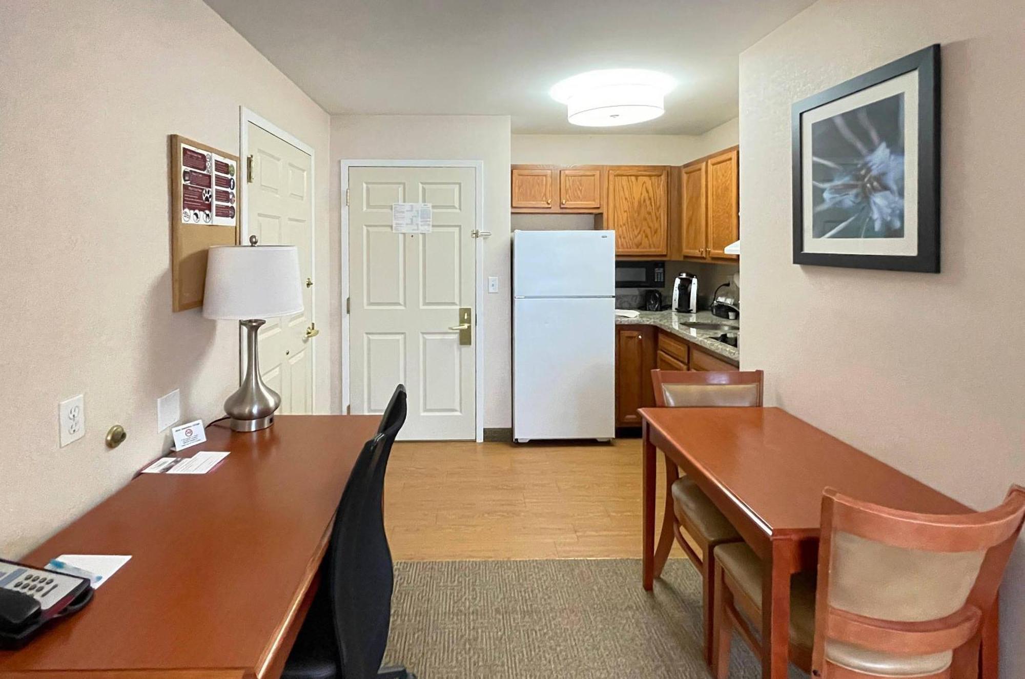 King Studio Suite