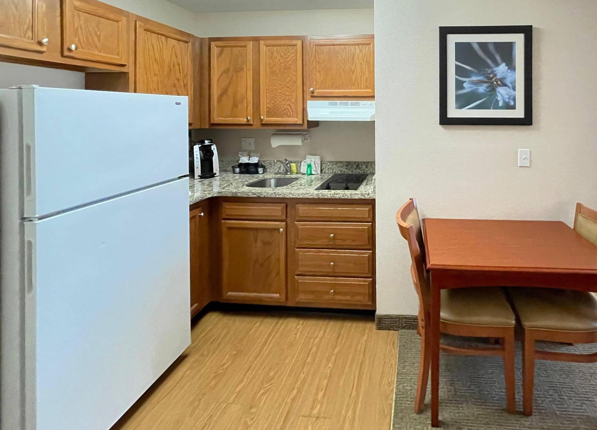 King Studio Suite