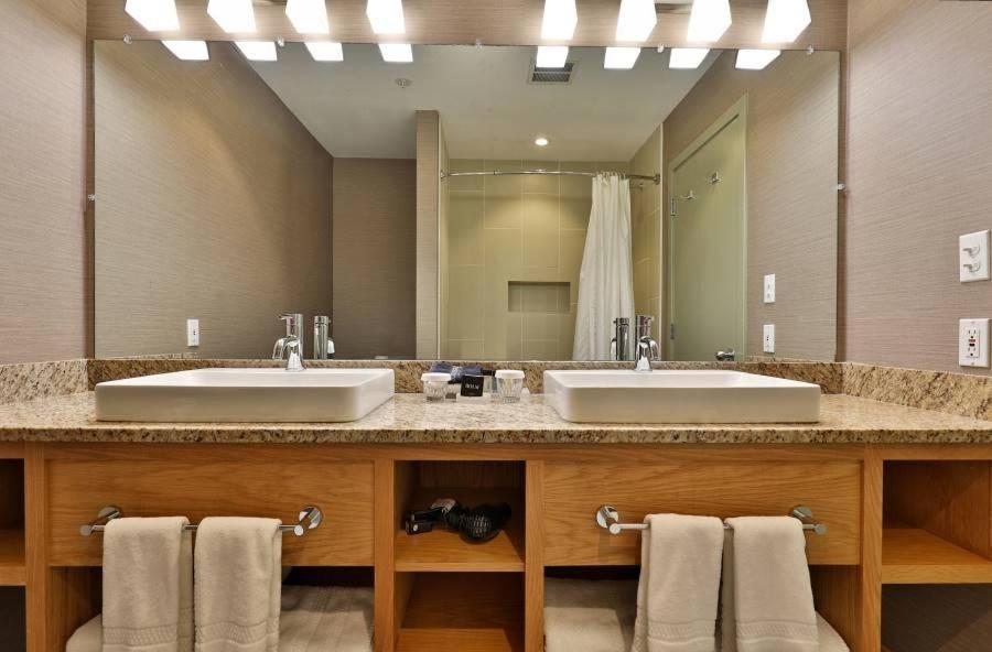 One-Bedroom Suite