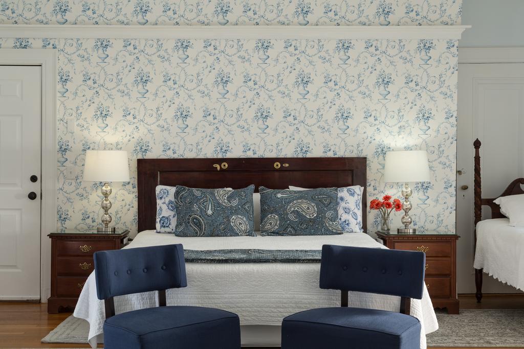 Room 10 - Estate King Room (Disability Access)