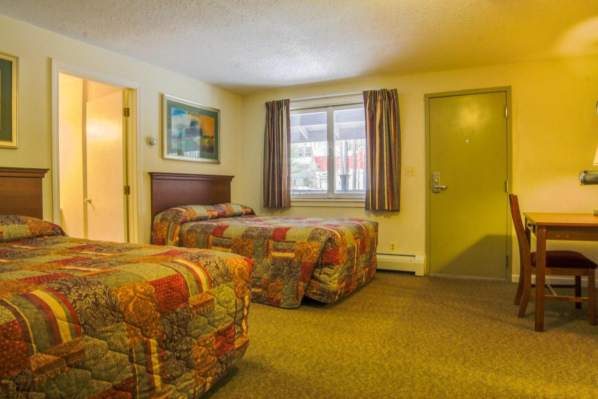Deluxe Family Room,686295405:JPEG