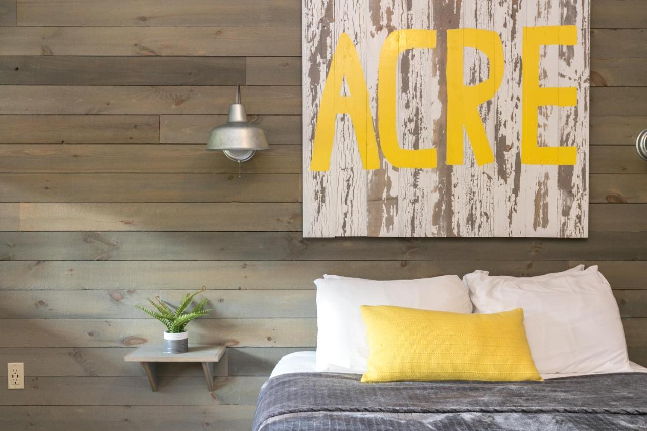 Queen Room,746351423:JPEG