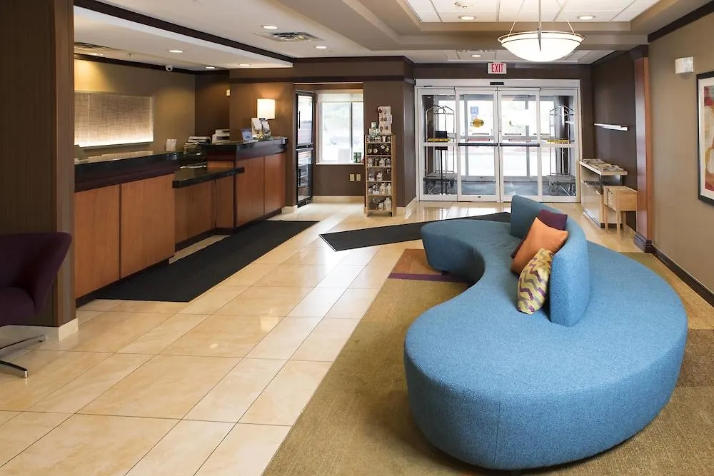 Fairfield Inn And Suites White River Junction-1