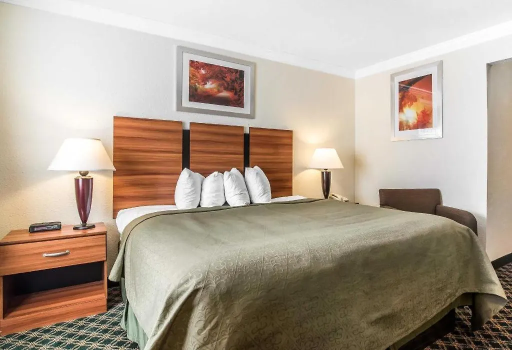 Quality Inn-1