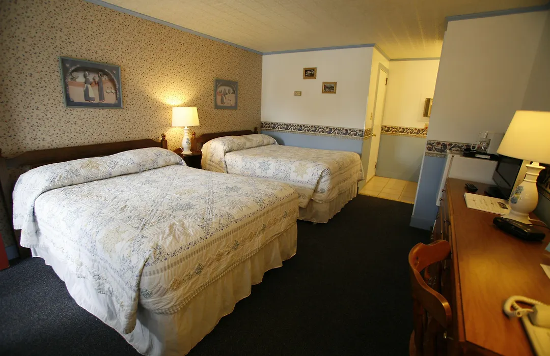Bennington Motor Inn-1