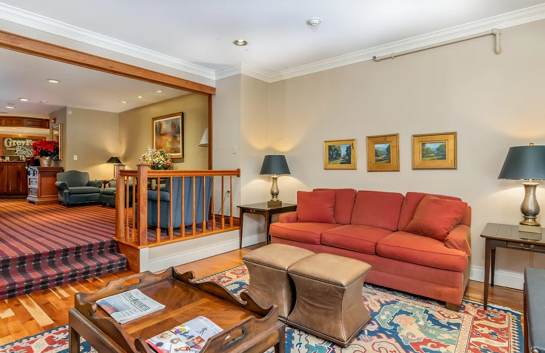 Grey Fox Inn-1