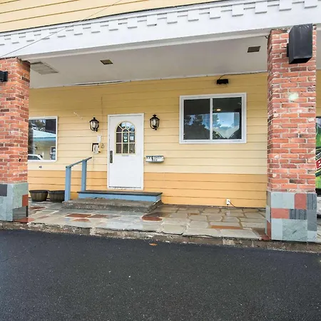Rodeway Inn Bellows Falls-2