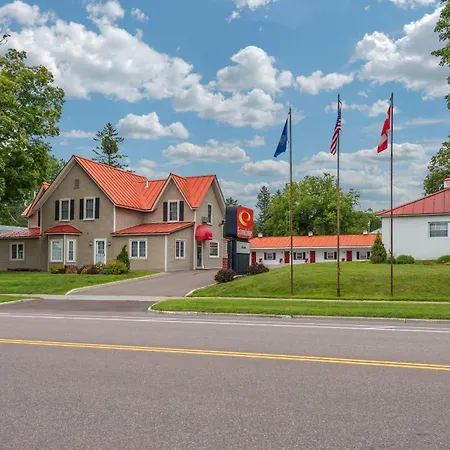 Econo Lodge Saint Albans-3