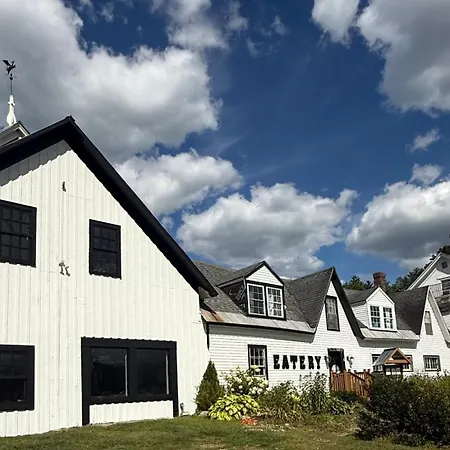 Stone Hearth Inn And Eatery-2