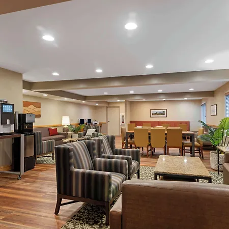 Best Western Plus Windjammer Inn & Conference Center-3