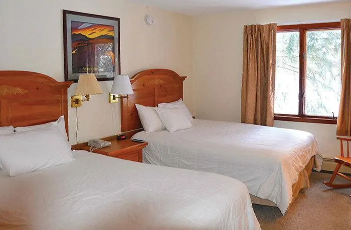 Liftline Lodge Stratton Mountain