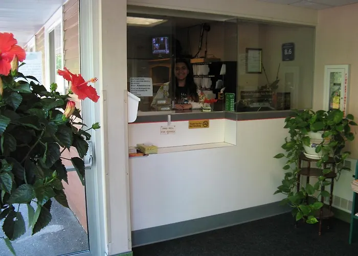 Handys Extended Stay Suites Colchester