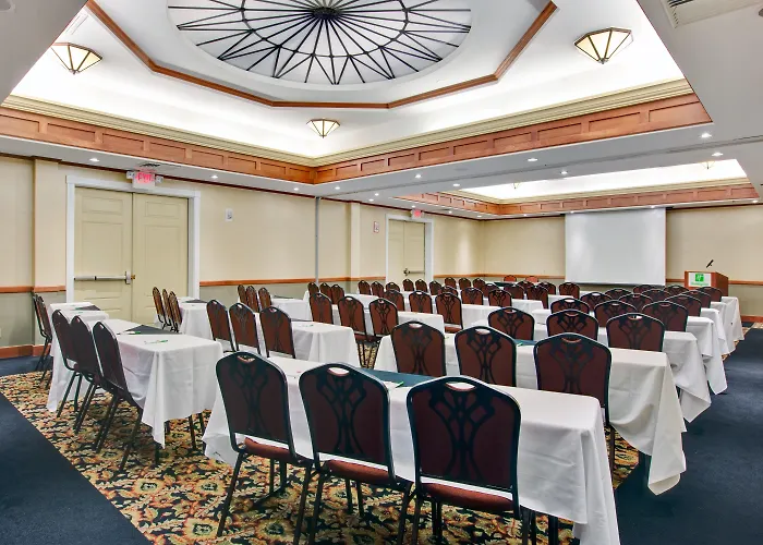 Holiday Inn South Burlington, An Ihg Hotel
