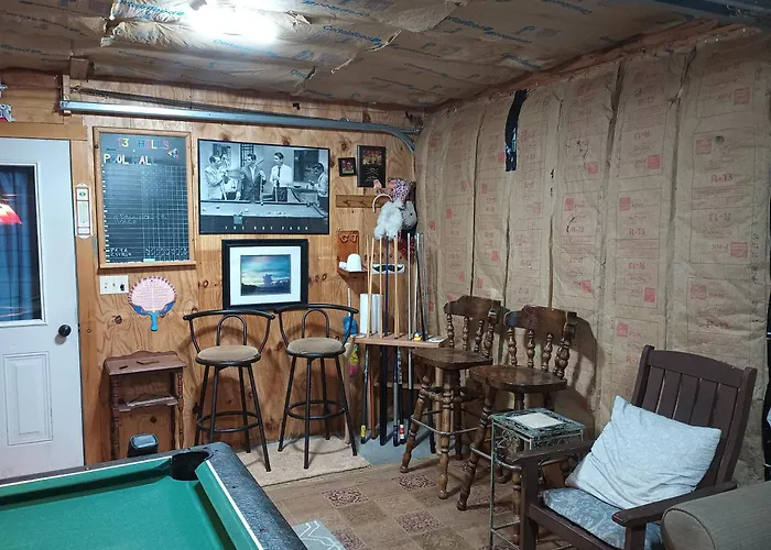 13 Hills Bed & Breakfast