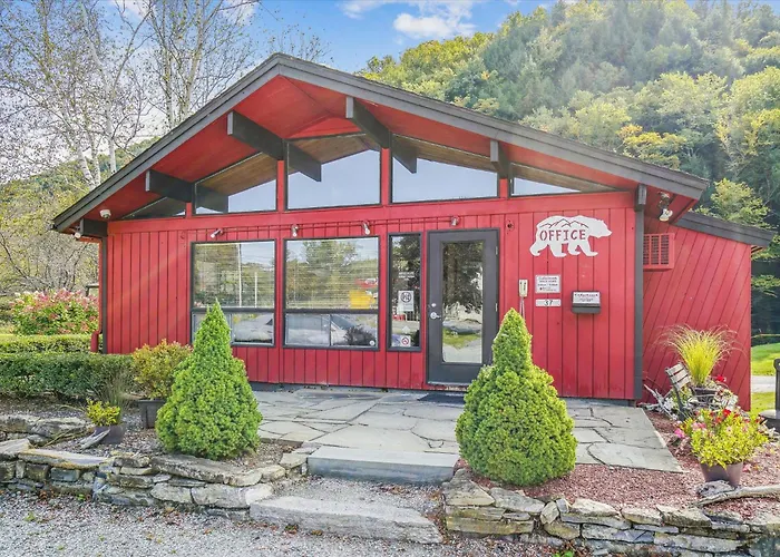 Cedarbrook Deluxe Two Bedroom Suite With Outdoor Heated Pool 10506 Killington