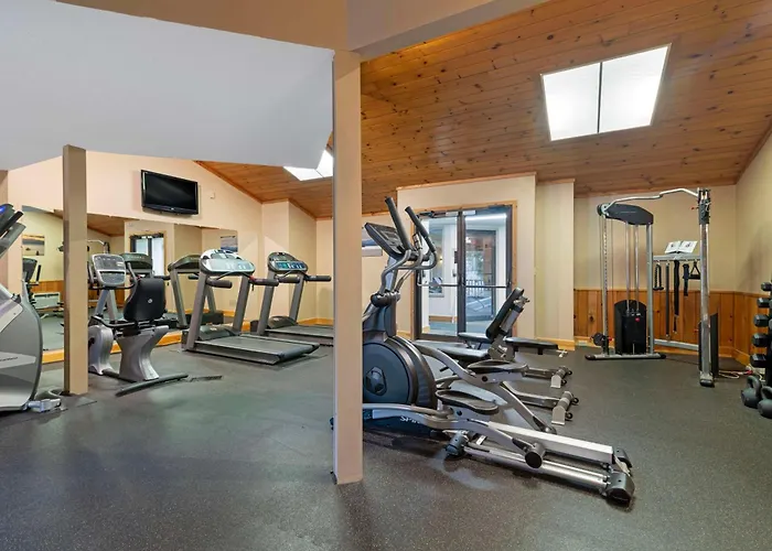 Best Western Plus Windjammer Inn & Conference Center