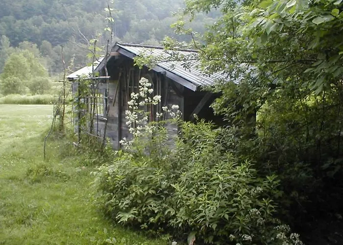 Mountain Valley Retreat