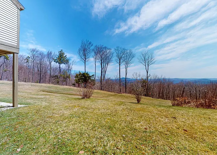 Trailside 32C Apartment Ludlow
