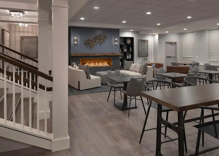 Holiday Inn Express St. Albans By Ihg