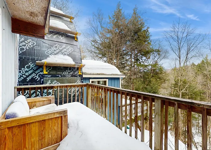 Grand Hollow Townhome Warren