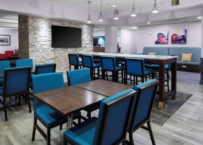 Hampton Inn By Hilton Concord/Bow