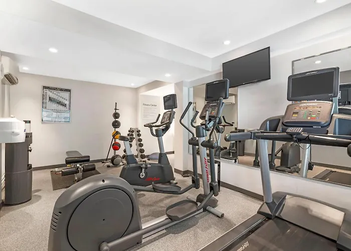 Keene Elm City Hotel, An Ascend Collection Hotel