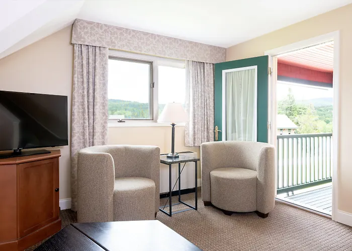 Grand Summit Hotel