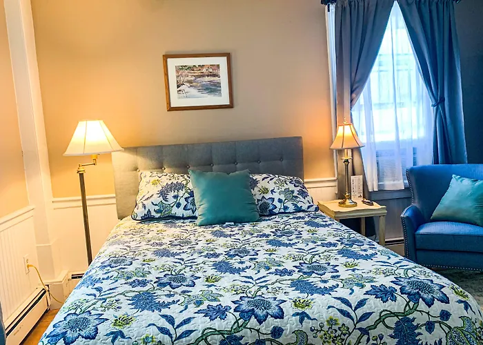 Quechee Hotels