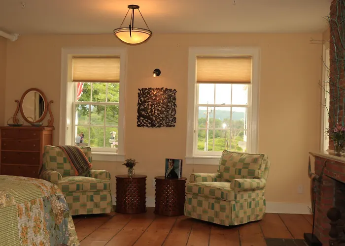 Butler House Bed & Breakfast Stowe