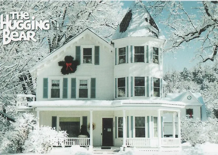 Hugging Bear Inn Bellows Falls