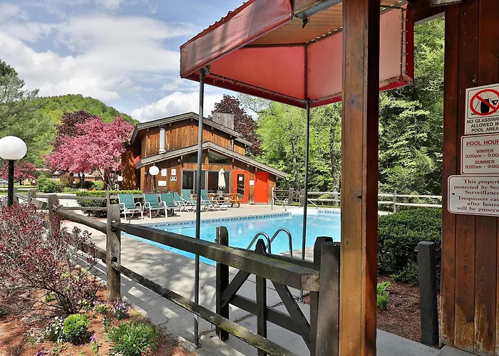 Cedarbrook Queen Studio 207 Killington